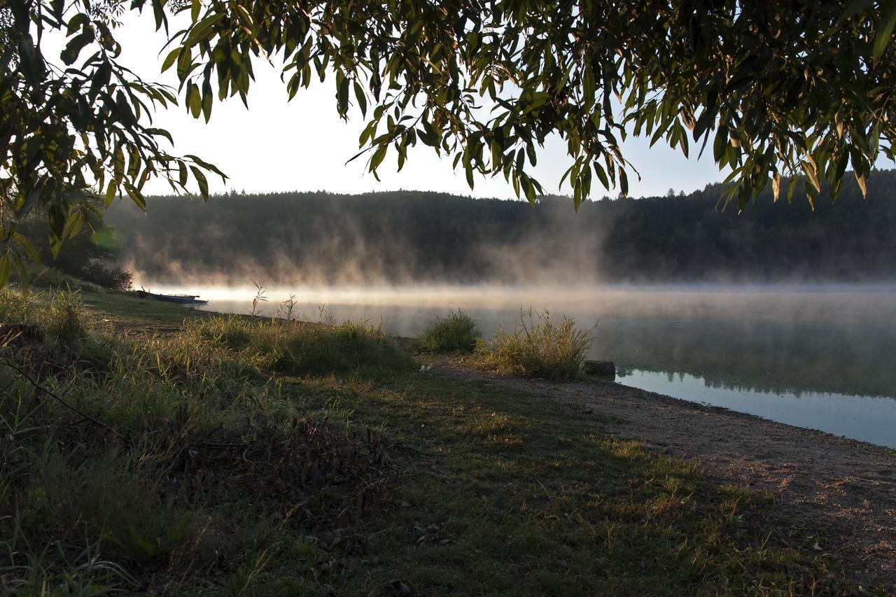 Rybarska Chata U Sumce Stříbro Buitenkant foto